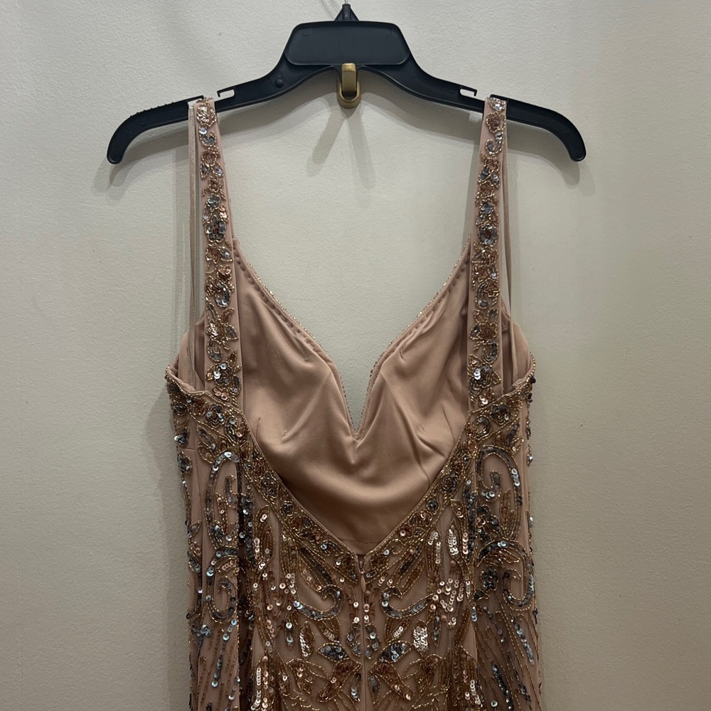 Brand new Aidan Mattox beaded V-NOTCH sleeveless long gown - Picture 17 of 17